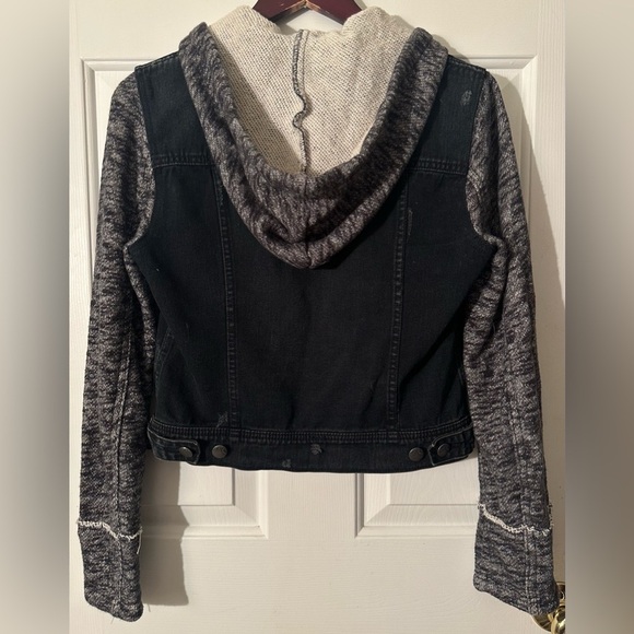 FREE PEOPLE Small Distressed Boho Knit Hooded Moto Jean Jacket Gray Black - Picture 9 of 10